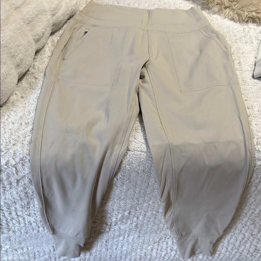 Athleta Cream Jogger Pants